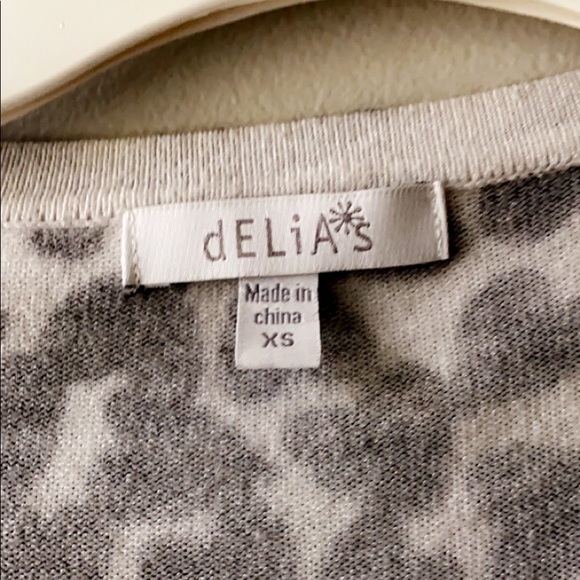 button up pull over jacket - Picture 2 of 3